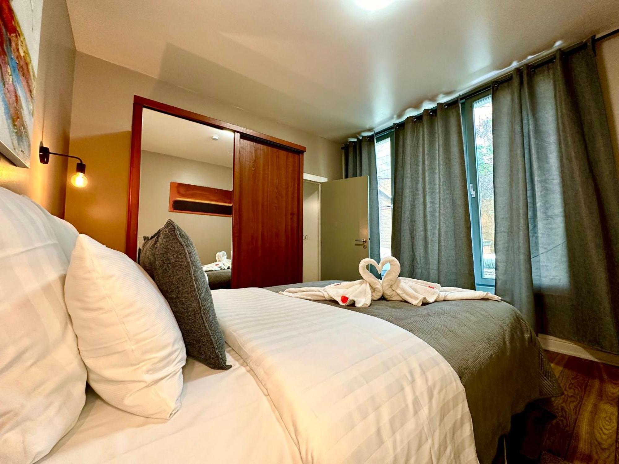 Luxury Suites Castel By Rikas Hotels 안트베르펜 외부 사진